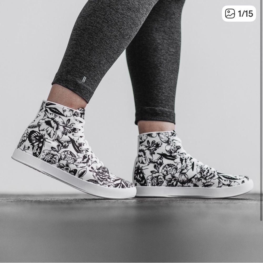 NoBull Floral Canvas High-Top Sneakers Size 6